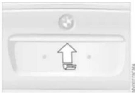 BMW 330Ci Coupe (2003) - Luggage compartment lid - 3
