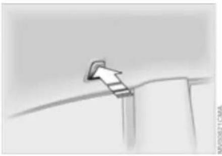 BMW 330Ci Coupe (2003) - Clothes hooks - 1