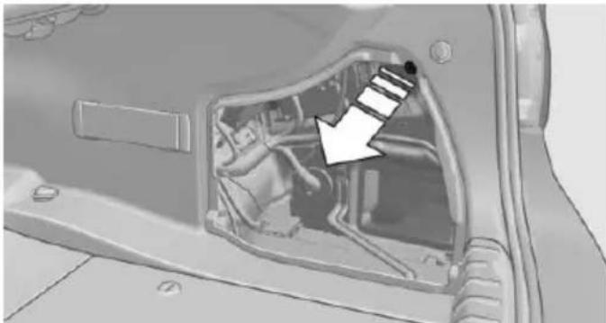 BMW 328i Sedan (2015) - Manually unlocking fuel filler flap - 2