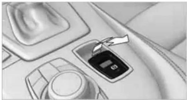 BMW Z4 sDrive30i Roadster (2009) - Setting the brake - 1