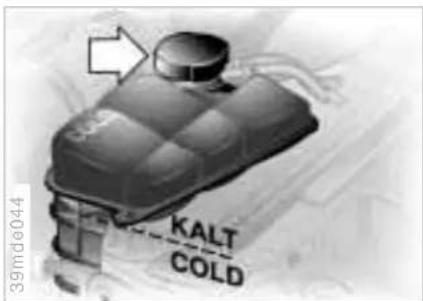 BMW M5 (2001) - Engine oil Coolant - 5