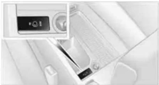 BMW M3 (2011) - Connecting - 1