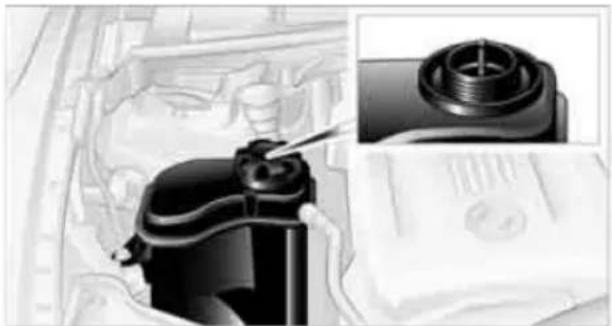 BMW M3 (2011) - Checking coolant level - 1