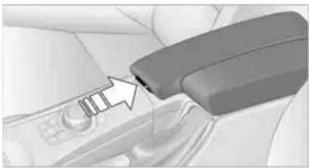 BMW M3 (2011) - Storage compartment - 1