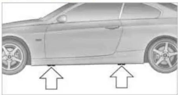 BMW M3 (2011) - Jack mounting points - 1