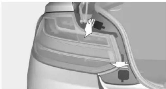 BMW 228i Coupe (2014) - Removing the tail lamp - 1