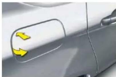 CITROEN C5 Dag (2008) - Opening the fuel flap - 1