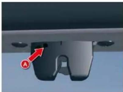 CITROEN C5 Dag (2009) - Emergency tailgate release - 1
