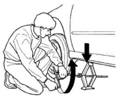 Honda Accord Coupe (2001) - Changing a Flat Tire - 3