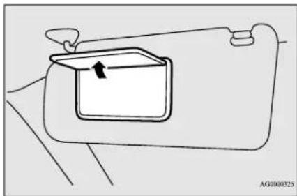 MITSUBISHI Mirage G4 (2018) - V power outlets - 1