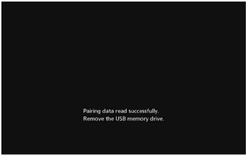PANASONIC PT-MZ670LEJ - Pairing the USB memory - 2