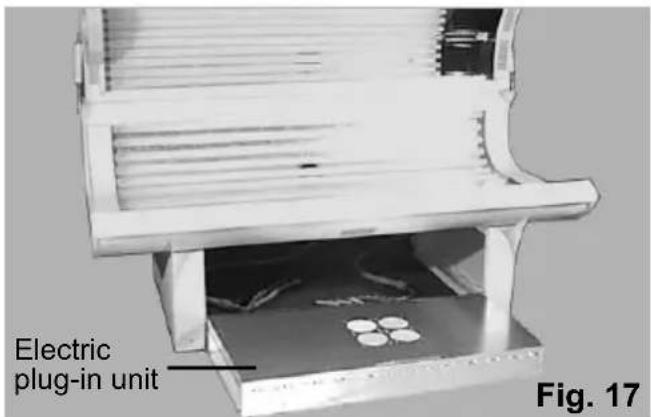 Dr. Kern Excellent 42/4 - Mounting the ballast tray on sunbeds with standard base - 1