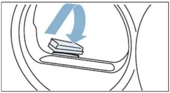 BOSCH WTW87561GB - Cleaning the moisture sensor - 2
