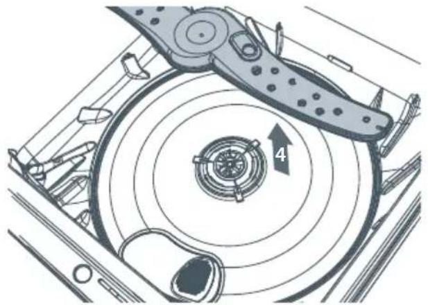 Fisher & Paykel DD90STI2 - To remove and clean the spray arm and filter plate - 1