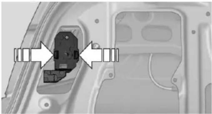 BMW 535i Xdrive (2014) - Inside brake lamp - 2