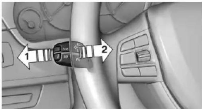 BMW 535i Xdrive (2014) - Switching the high beams on and off manually - 1