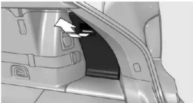 BMW 535i Gran Turismo (2015) - In the trunk - 1