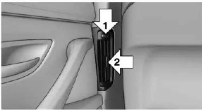 BMW 5 Series Sedan (2016) - Ventilation, side - 1