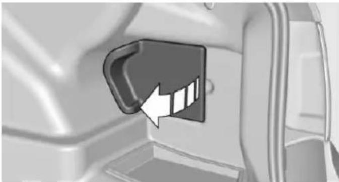 BMW 5 Series Sedan (2016) - In the trunk - 1