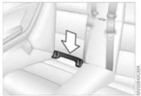 BMW 330Ci Convertible (2003) - Transporting children safely - 3