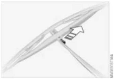 BMW 330Ci Convertible (2003) - Windshield wiper blades - 2