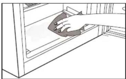 Montpellier MIFF501 - Deep freezer compartment does not perform automatic defrosting in order to prevent decaying of the frozen food. - 2