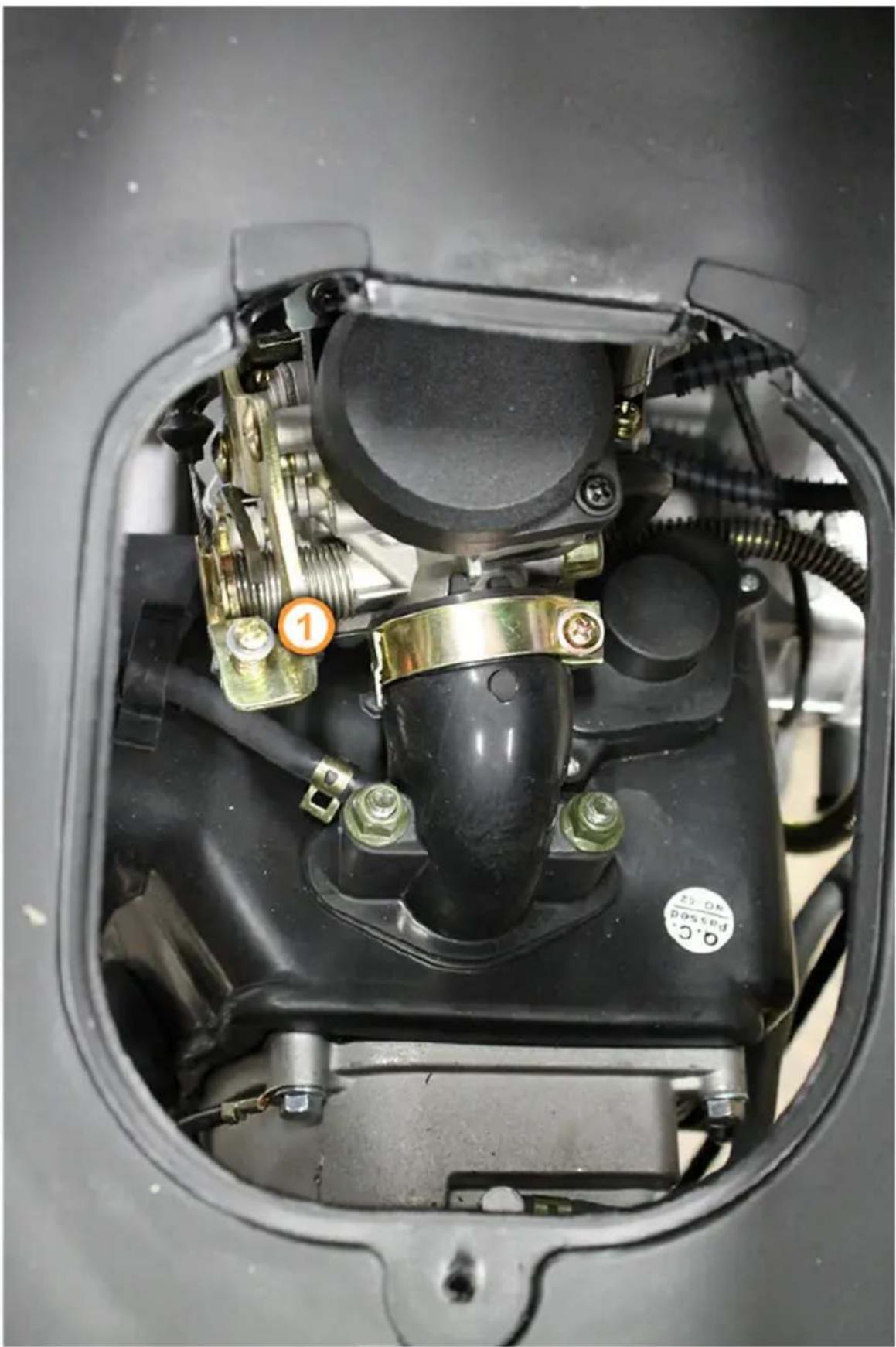 Nova Motors Retro 69 - Standgas einstellen - 1