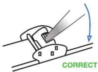 Lambretta Cielo Mesh - UNLOCK CLASP AND SLIDE INTO PLACE - 1