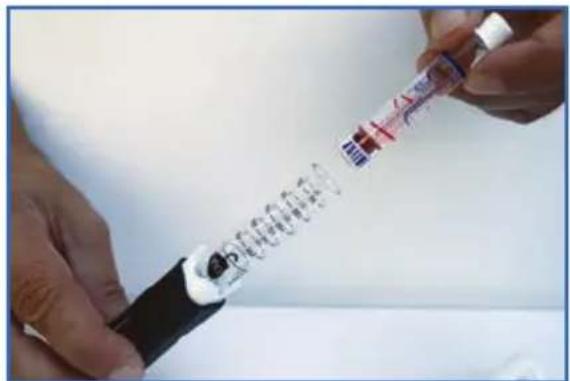 ESYSTA Pen - Einlegen der Insulinpatrone - 1