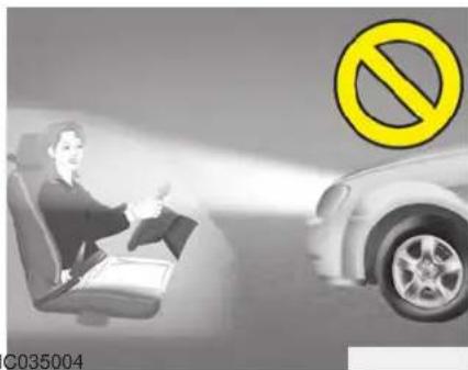 HYUNDAI Sonata Turbo (2011) - WARNING - 2