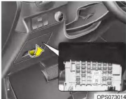 KIA Soul (2019) - Inner panel fuse replacement - 1