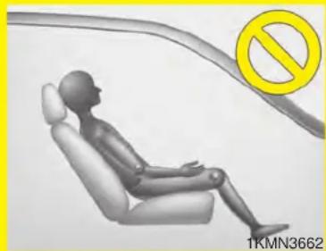 KIA Soul (2019) - WARNING - Driver responsibility for passengers - 1