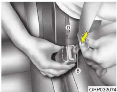 KIA Soul (2019) - WARNING - Rear center seat belt - 1