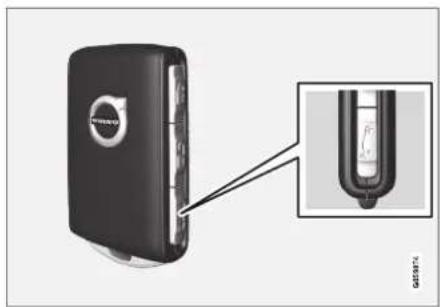 VOLVO XC90 T8 (2019) - Unlocking the tailgate using the remote key - 1