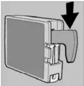 Swift Conqueror (2015) - Fastening and releasing the door lock hook when parking the vehicle - 3