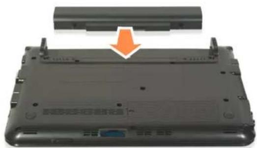 SAMSUNG NP-NB30 - Installing/Removing the Battery - 2