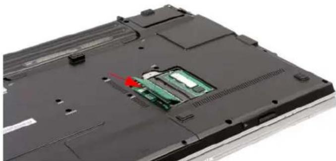 SAMSUNG NP-M70 - Adding a memory module - 2