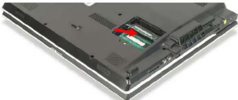 SAMSUNG NP-G10 - Adding a memory module - 2