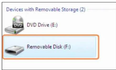 SAMSUNG NP-X460 - To Insert and Use a Memory Card - 4