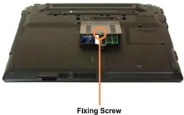 SAMSUNG NP-X460 - Adding a Memory Module - 1