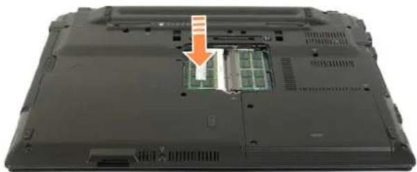 SAMSUNG NP-X460 - Adding a Memory Module - 3