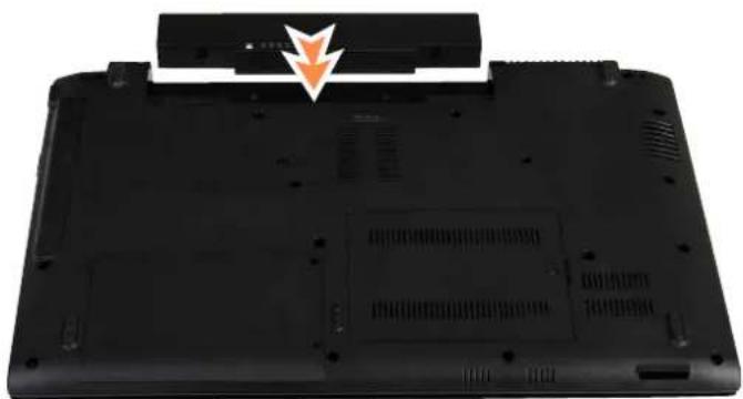 SAMSUNG NP-R560 - Installing/Removing the Battery - 2