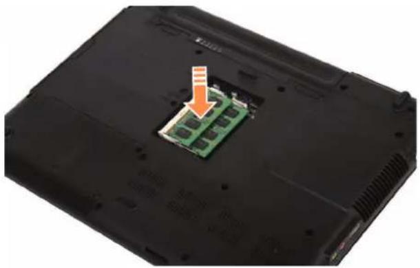 SAMSUNG NP-R505I - Adding a Memory Module - 3