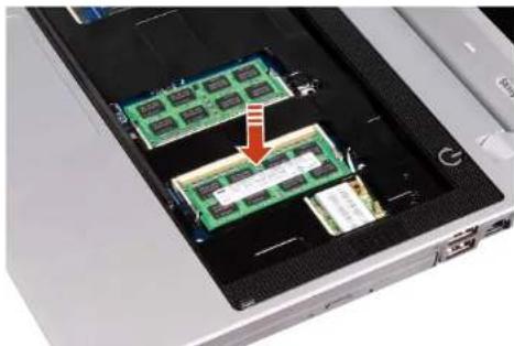 SAMSUNG NP-Q530E - Upgrading Memory - 3