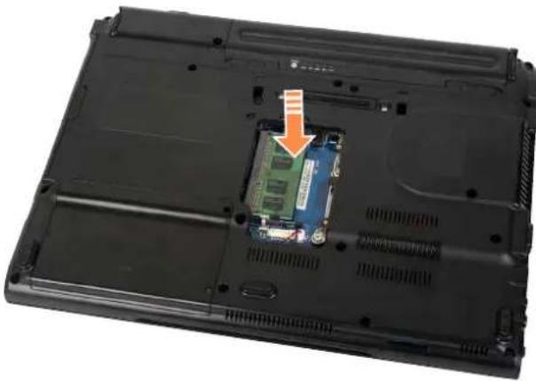 SAMSUNG NP-P460I - Adding a Memory Module - 3