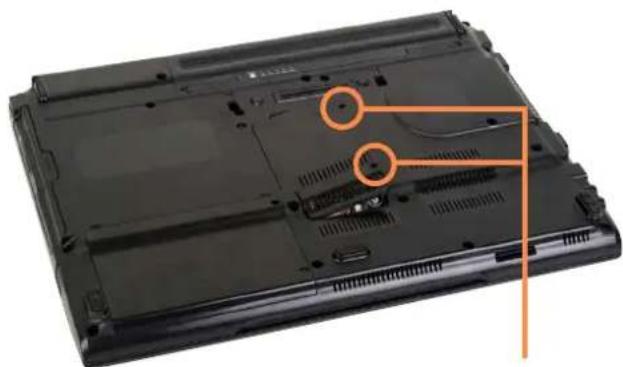 SAMSUNG NP-P460I - Adding a Memory Module - 1