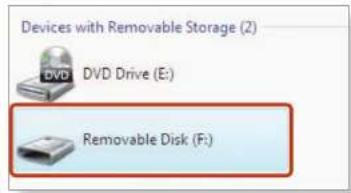 SAMSUNG NP900X1B - Connecting and using a camera or camcorder - 4