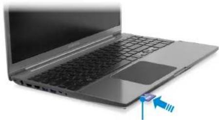 SAMSUNG NP700Z3AH - Using the card - 2