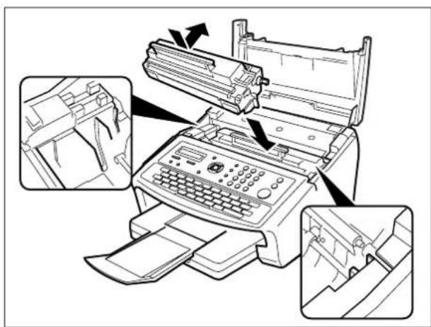 PANASONIC Panafax UF-6300 - Einsetzen der Tonerkartusche - 4