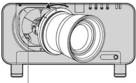 PANASONIC PT-DW100 - Entfernen des Projektionsobjektivs - 2